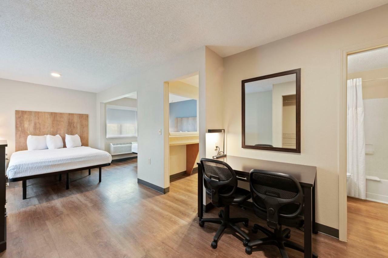 Extended Stay America Select Suites - Charlotte - University Place - E Mccullough Dr Zewnętrze zdjęcie